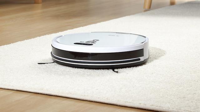 <b>Avem coduri de extra reducere pentru produsele de curățenie ILIFE: aspirator robot, aspirator vertical fără fir și robot de spălat podele</b>Din partea celor de la Hekka.com sosesc astăzi o serie de coduri promo pe care le puteți aplica în coșul de cumpărături și astfel beneficia de extra reduceri. Pe lista de astăzi se află produse electrocasnice de curățenie, marca ILIFE, toate fiind