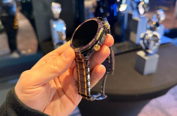 HUAWEI Watch Ultimate Royal Gold - Fotografii eveniment lansare: Huawei-Watch-Ultimate-Design-Royal-Gold_ (7).jpg
