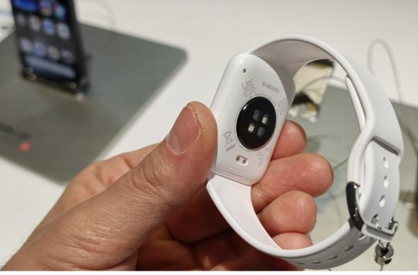 Xiaomi Smart Band 10 Pro - Fotografii hands-on: MVIMG_20260528_163526.jpg