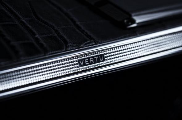 Vertu AlphaFold - Fotografii oficiale: download (63).jpg