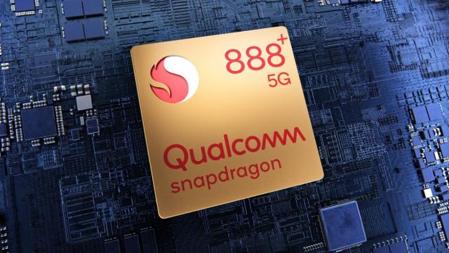 <b>Procesorul Qualcomm Snapdragon 888+ ar urma să sosească în a doua jumătate a lui 2021; Apar și Snapdragon 888 WiFi și 4G</b>Procesorul Qualcomm Snapdragon 888+ are toate şansele de a fi cel mai puternic CPU lansat în 2021 şi după o scăpare a sa în GeekBench, azi aflăm extra detalii despre el. Se pare că acest cipset ar fi gata pentrU