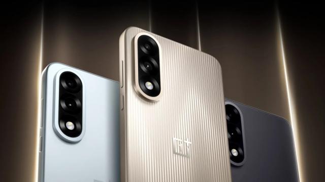 <b>OnePlus scoate "așii" din mânecă - Noile smartphone-uri Ace 5 Ultra și Ace 5 Racing, cu mega baterii de până la 7100 mAh, procesoare Dimensity </b>Ultimele zile ale lunii mai ne rezervă lansări importante, iar direct din China sosesc astăzi smartphone-urile OnePlus Ace 5 Ultra și OnePlus Ace 5 Racing, ambele cu mega baterii la bord și accent pe răcire, performanță