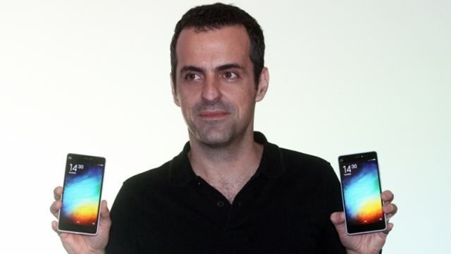 <b>UPDATE: Hugo Barra părăseşte Xiaomi, după 3 ani şi jumătate de deţinere a funcţiei de vicepreşedinte</b>După o perioadă de mai bine de 3 ani și jumătate iată că Hugo Barra renunță la postul său de vicepreședinte în cadrul companiei Xiaomi, având în plan întoarcerea în Silicon Valley. Acesta declară că încă de la luarea în primire a postului, viața sa a fost