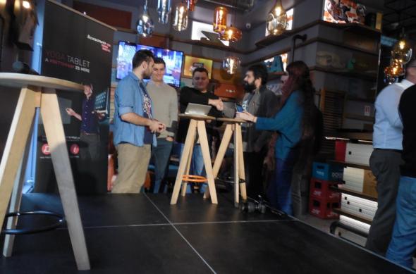 Noua tabletă Lenovo Yoga Tablet a fost lansată și În România: dscn0061jpg.jpg