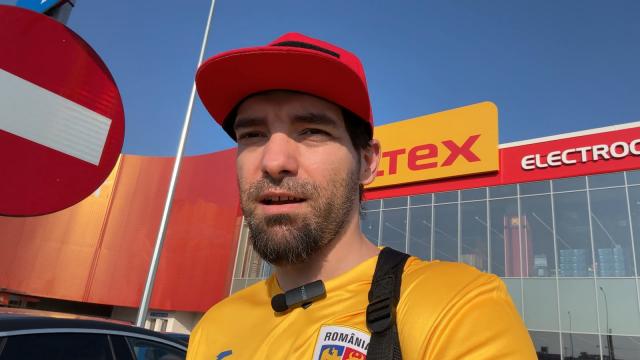 <b>Am fost la magazinul Altex Pallady să văd tot ce e nou şi să prind ultima zi de oferte! (Video)</b>Aşa cum v-am spus în clipul de prezentare, stau în zona Sălăjan-Ozana de o viaţă şi pe aici nu prea avem magazine de electronice şi electrocasnice. Ce mai găseam prin Auchan Titan sau prin Altex-ul de lângă, dar acum a debutat unul mare în zona Pallady