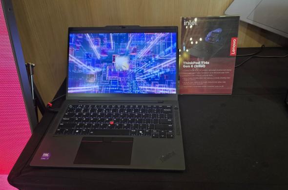 Lenovo ThinkPad T14s Gen 6 - Fotografii: T14S (1).jpg