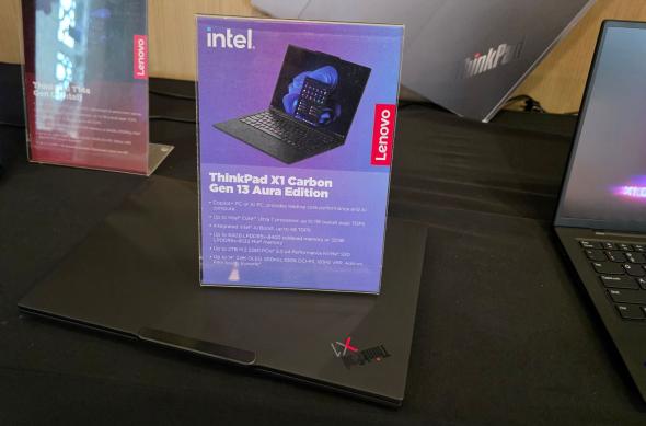 Lenovo ThinkPad X9-14 şi X9-15 Gen 1 Aura Edition - Fotografii: X9 Aur (1).jpg