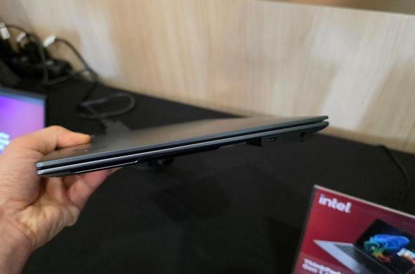 Lenovo ThinkPad X9-14 şi X9-15 Gen 1 Aura Edition - Fotografii: X9 Aur (3).jpg