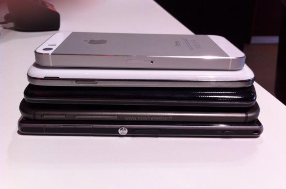 Noul HTC One apare Într-o serie completă de fotografii comparative: nouveau_htc_one_201_vs010.jpg