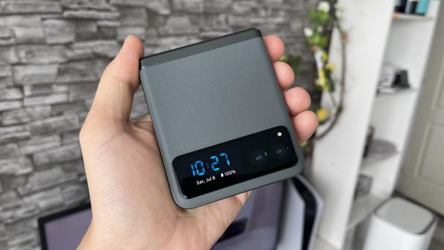 <b>Turul Magazinelor #1481: Cel mai ieftin pliabil Motorola, laptop de gaming la 3000 lei, trotinetă şi monitor gaming sub 800 lei</b>Continuăm să găsim oferte de Black Friday de după MARELE Black Friday de pe 8 noiembrie şi unele sunt adevărate "hidden gems", cum ar zice americanul. Vorbim despre monitoare de gaming cu refresh rate mare sub 700 lei în acest Tur al Magazinelor