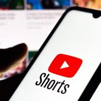 YouTube a lansat un tool cu care transformi orice clip video într-un YouTube Short