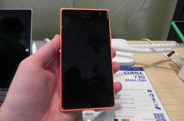 IFA 2014: Nokia Lumia 730 hands on - selfie phone dual SIM, cu ecran OLED (Video): dscn9420jpg.jpg