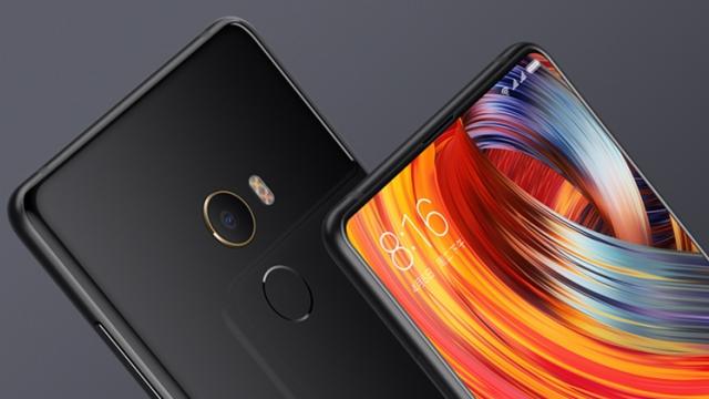 <b>Turul Magazinelor #531: Televizor LED 4K sub 900 lei, Xiaomi Mi Mix 2 şi SSD de aproape 1 TB la cel mai bun preţ</b>În Turul Magazinelor de azi, avem oferte cu perioadă limitată de disponibilitate, care sunt aşa bune că expira imediat. Avem un Xiaomi Mi Mix 2 la cel mai bun preţ de până acum, un SSD de 1 TB la sumă excelentă şi un televizor QLED 4K