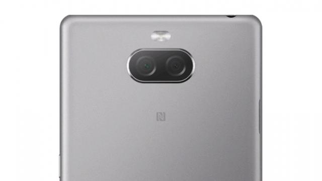 <b>Sony redenumește smartphone-urile Xperia XA3 și XA3 Plus înainte de lansare; Vor debuta sub denumirile de Xperia 10 și Xperia 10 Plus</b>La doar câteva momente de la prezentarea articolului cu randările comparative între Xperia XA3 și Xperia XA3 Plus aflăm o veste tare interesantă și anume aceea că japonezii de la Sony ar fi optat pentru schimbarea denumirilor purtate