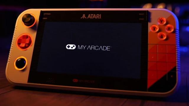 <b>CES 2025: Gamestation Go aduce Trak-ball, Paddle și Keypad; Atari readuce farmecul arcade-urilor clasice</b>Piața consolelor portabile devine tot mai diversificată în 2025, iar Atari își face simțită prezența cu Gamestation Go, o consolă creată în colaborare cu My Arcade. Aceasta este dedicată pasionaților de jocuri retro, oferind un set unic de controale și..