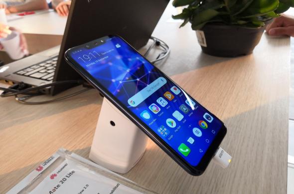 Fotografii eveniment Huawei Magic Box: Caravana-Huawei-Magic-Box_002.jpg