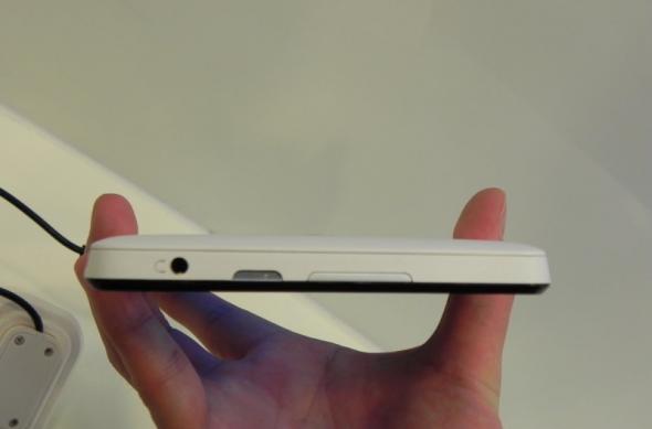 MWC 2011: Huawei Ideos S7 Slim prezentat În detaliu (Video): dscn3774jpg.jpg