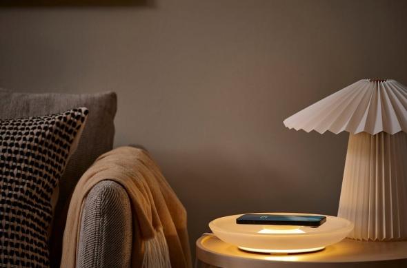 VÄSTMÄRKE wireless charger with lighting: download - 2025-12-13T175755.649.jpeg