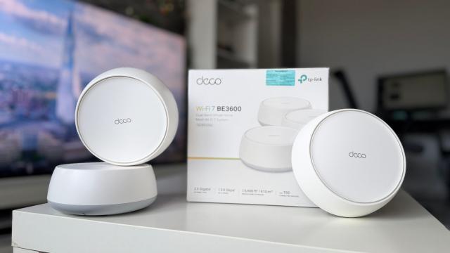 <b>Prezentare TP-Link Deco BE25 BE3600 WiFi 7 Mesh: Sistemul mesh Gigabit pentru casa ta plină de rude de Crăciun (acoperire 150 device-uri, 610 m2) </b>După multă amânare din varii motive, de prin noiembrie am făcut și eu upgrade la netul mai rapid de la Digi, cel de 1 Gbps, chiar în perioada de Black Friday, iar mutarea pare că a fost înțeleaptă în ideea în care de curând am primit