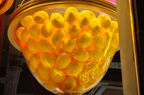 OnePlus 15 - Mostre (2): OnePlus-15-Mostre-noapte-bomboane_010.jpg