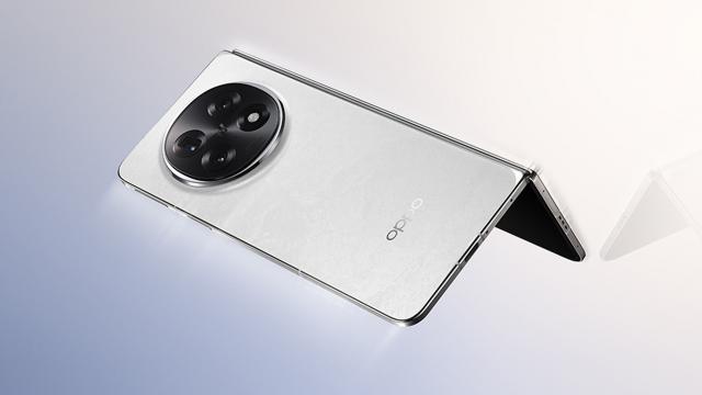 <b>OPPO pregătește un nou pliabil, un Find X6 cu procesor Snapdragon 8 Elite Gen 5; E urmat de Find X9 Ultra, cu același procesor puternic sub capotă</b>OPPO pare că va fi „ocupat” la începutul anului 2026, având deja lansări de flagship-uri programate. Tipster-ul Digital Chat Station susține că ne pregătim de un nou flagship din seria „Find N”, urmat de un „Find X”, ambele urmând să iasă în evidență