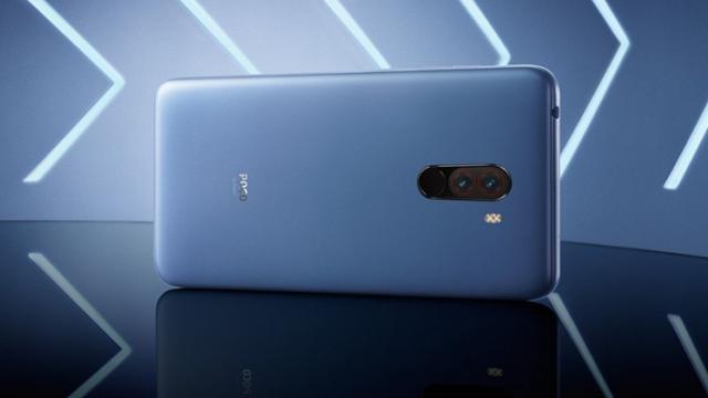 <b>Xiaomi Pocophone F1 anunţat internaţional, iar România e pe listă</b>La o săptămână distanță de la lansarea în India, iată că Xiaomi Poco F1 debutează și internațional sub denumirea de Xiaomi Pocophone F1. Vestea și mai interesantă este că țara noastră se află pe lista regiunilor unde dispozitivul va fi lansat