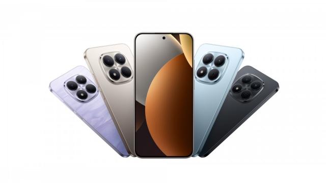 <b>Redmi Note 15 Pro prezentat la nivel global, în variante 4G și 5G; Iată ce oferă!</b>E sezon de lansări la Redmi, iar seria Note 15 a fost confirmată la nivel global. Xiaomi a prezentat nu mai puțin de cinci modele noi, însă în articolul de față ne concentrăm pe cele două versiuni „Pro”: Redmi Note 15 Pro (4G) și Redmi Note 15 Pro 5G