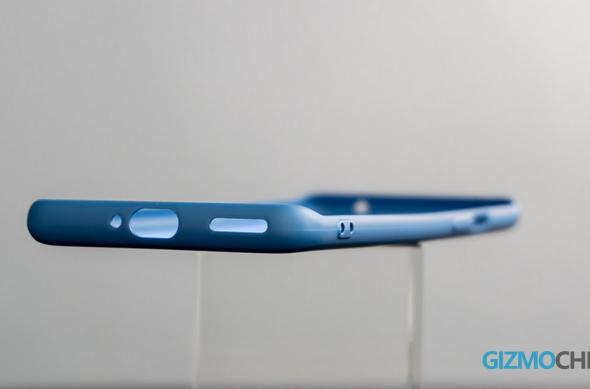 OnePlus 8 - Accesorii: OnePlus-8-Pro-husa_001.jpg