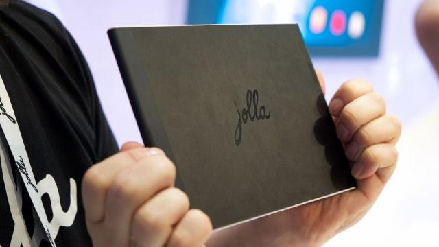 <b>Tableta Jolla va fi amânată până la finalul lunii iulie, pentru că Sailfish OS 2.0 nu e încă gata</b>Compania finlandeză Jolla a publicat pe blogul sau în această săptămână veşti cu privire la evoluţia tabletei sale. Se pare că Jolla Tablet a fost amânată până la finalul lunii iulie, din cauza lui Sailfish OS 2.0, care...