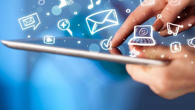 <b>Utilizatorii români de internet mobil au generat anul trecut 71.000 TB trafic de date; ANCOM are mai multe detalii</b>Este vremea ca astăzi să aruncăm o privire asupra celui mai nou studiu realizat de către ANCOM, fiind vorba aici despre un raport care ne oferă informații referitoare la traficul de internet fix și mobil generat anul trecut. Mai mult sau mai puțin