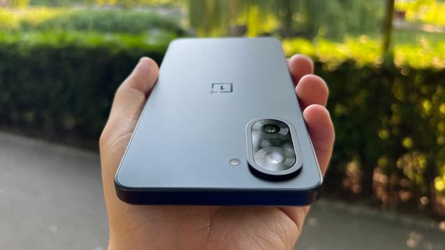 <b>OnePlus lucrează la o nouă serie de telefoane menite ca rival pentru Redmi Note! Modelele Turbo vor fi accesibile și disponibile global</b>Prima zi de septembrie ne aduce detalii despre planurile de viitor OnePlus, brand care pare a fi pus în umbra OPPO dacă ne uităm asupra zvonurilor recente care sugerează downgrade-uri destul de mari pentru viitorul flagship numit OnePlus