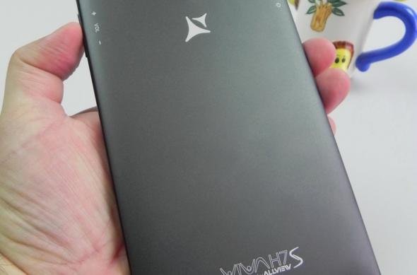 Allview Viva H7S Review + Concurs: cea mai arătoasă tabletă-telefon de la Allview, cu mulți decibeli sub capota metalică (Video): allview_viva_h7s_review_32jpg.jpg