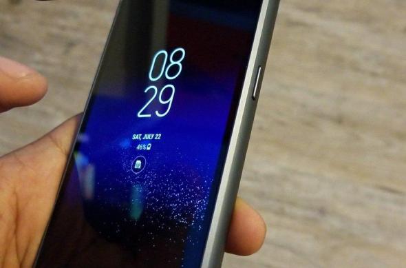 Fotografii cu Samsung Galaxy S8 Active: dfyhohiwaaelldr.jpg