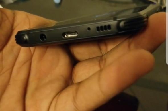 Fotografii cu Samsung Galaxy S8 Active: 9nbxdxf.jpg