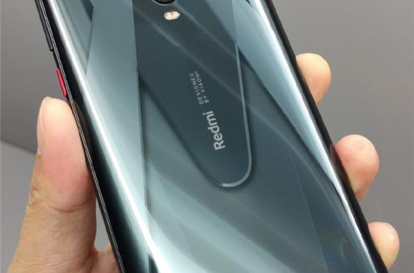 Redmi K20 Pro Avengers - Fotografii: Redmi-K20-Pro-Avengers_001.jpg