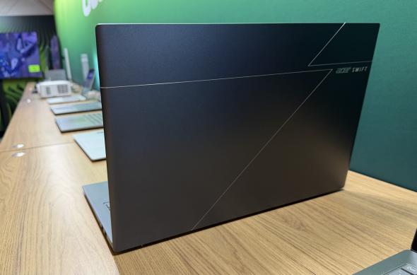 Acer Swift Edge 16 AI - Fotografii CES 2026: Photo 06.01.2026, 11 50 22.jpg