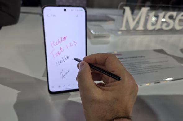 TCL NXTPAPER 70 Pro - Fotografii hands-on CES 2026: 20260107_222508.jpg