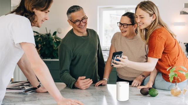 <b>CES 2026: Acer intră serios în zona de rețelistică, cu routere Wi-Fi 7 Predator Connect X7S și Connect M4D 5G Mobile</b>La CES 2026, Acer a venit cu un lineup surprinzător de solid în zona de networking. Sub brandul Predator și gama Connect, au fost prezentate patru dispozitive axate pe viteză, acoperire extinsă și fiabilitate: un router 5G pentru gameri