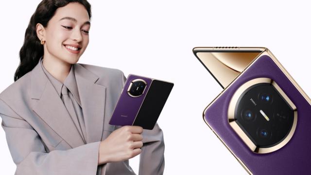 <b>Preț și disponibilitate HUAWEI Mate X7 în România (Watch Fit 4 Pro cadou și 1500 lei extra reducere)</b>Noul an aduce un prim nou pliabil și este vorba aici despre HUAWEI Mate X7, proaspăt anunțat pentru piața locală. E unul dintre puținele modele pliabile carte care pun accent și pe capitolul cameră, oferind modul periscop