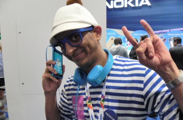 MWC 2012: Nokia Lumia 900 În acțiune - premiantul de la CES analizat În Barcelona (Video): dscn0245jpg.jpg