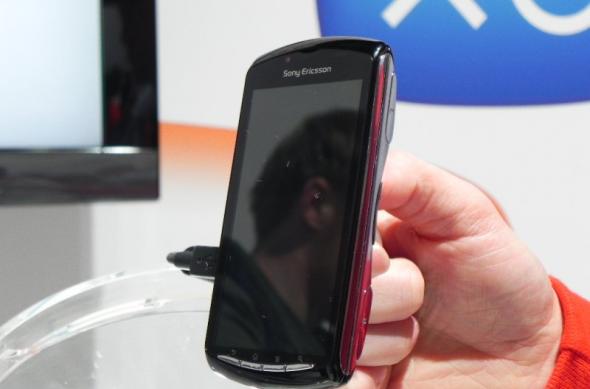 MWC 2011: Sony Ericsson Xperia Play Într-o experiență hands-on Mobilissimo (Video): dscn3289jpg.jpg