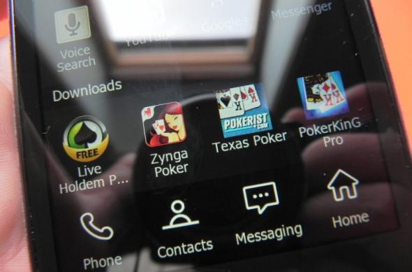 Review LG Prada 3.0 - telefonul fashion cu preț decent, interfață alb/negru, design deosebit (Video): 26_review_lg_prada_3_mobilissimo_rojpg.jpg