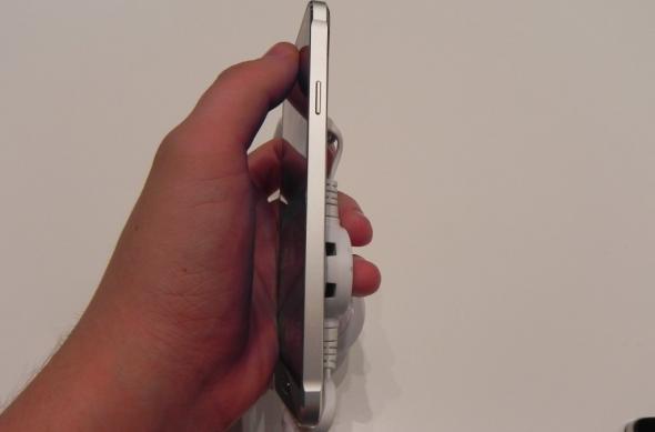 IFA 2014: Samsung Galaxy Alpha hands on - Samsung dovedește că e loc și de metal În galaxia sa (Video): dscn9335jpg.jpg