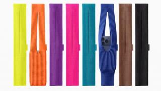 Apple lansează ciorapi pentru smartphone sub forma iPhone Pocket; Accesoriu în valoare de 150 de dolari pentru aniversarea a 24 de ani de iPod