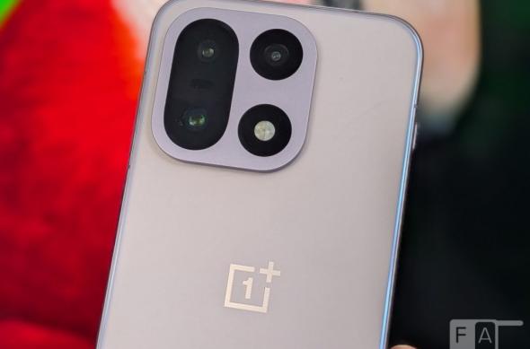 OnePlus 15 - Unboxing FoneArena: OnePlus 15 (5).jpg