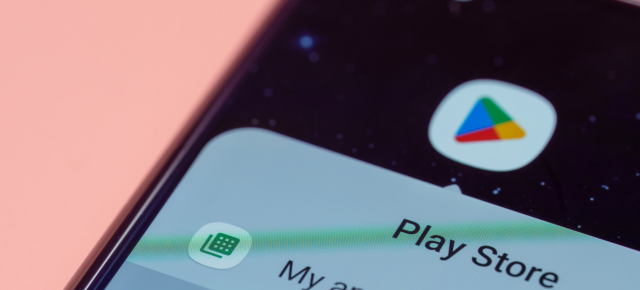 Facturi umflate la telefonie? Ar putea fi vina unor aplicaţii Android