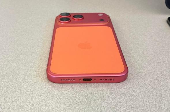 iPhone 17 Pro Max (Cosmic Orange) - Schimbare culoare: download - 2025-10-17T152506.333.jpg