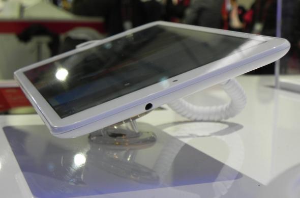 MWC 2014: Alcatel OneTouch Pop 7S hands on preview - o tabletă 4G cu preț accesibil și KitKat la bord (Video): dscn4828jpg.jpg