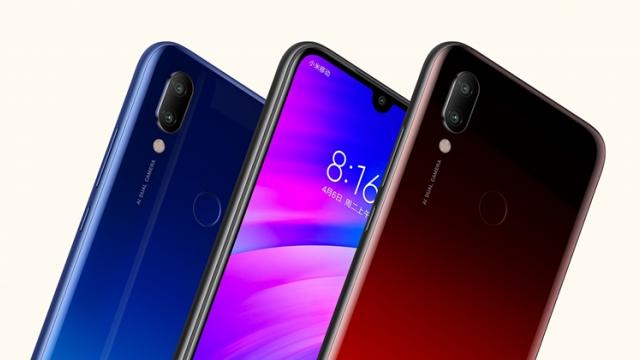 <b>Preț și disponibilitate Xiaomi Redmi 7 în România</b>Un device proaspăt lansat în China ajunge rapid iată și la noi pe piață, fiind vorba despre nimeni altul decât Xiaomi Redmi 7. Acesta era anunțat cu doar 2 zile în urmă și acum îl vedem listat de către un retailer din România