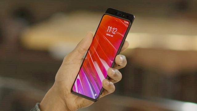 <b>Lenovo Z5 Pro este primul smartphone mid-range cu mecanism slider; Are procesor Snapdragon 710</b>După cum bănuiam în ultimele zile, smartphone-ul Lenovo Z5 Pro ce tocmai a fost prezentat oficial nu aduce un pachet hardware high-end, ci doar dotări mid-range la bord. Chiar și așa, partea bună este că avem de-a face cu cel mai ieftin